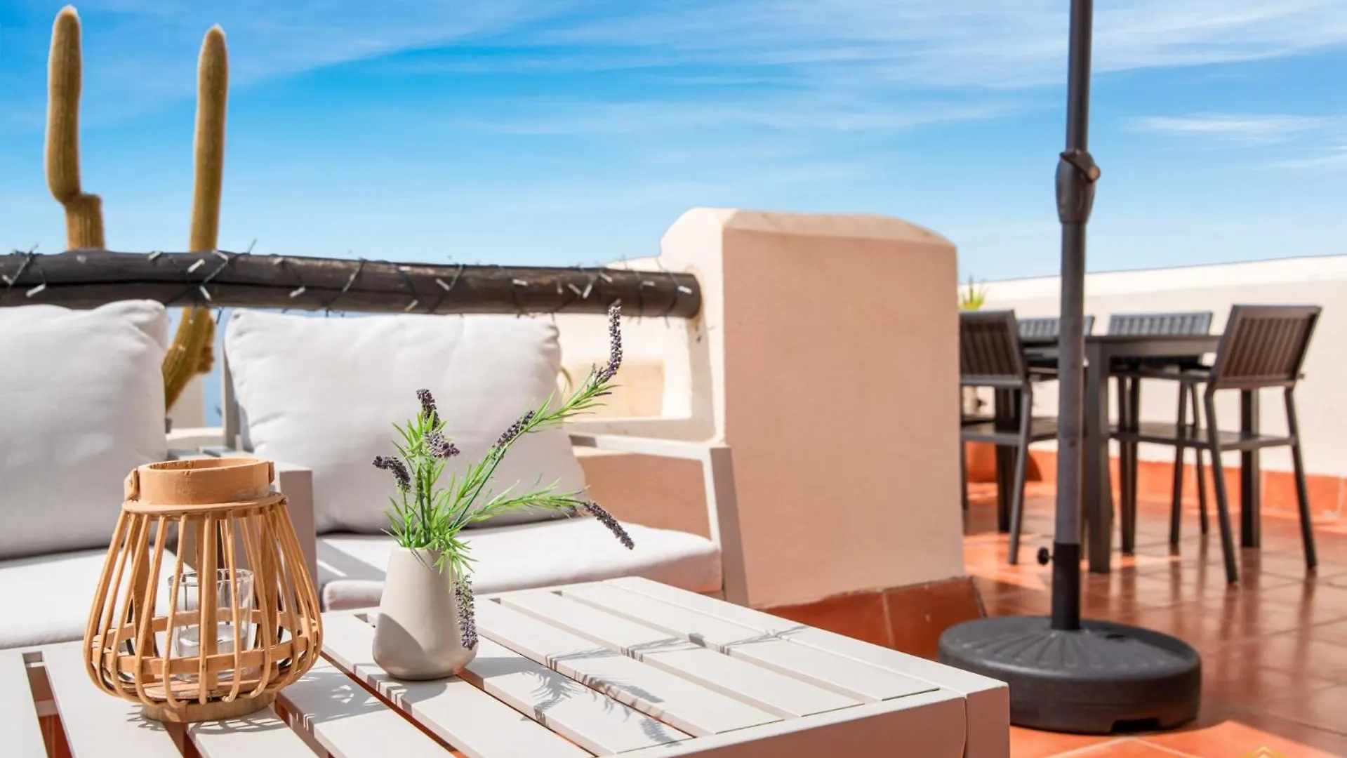 Apartment Beautiful Penthouse In Casares With Rooftop Terrace And Seaview Bahia de Casares