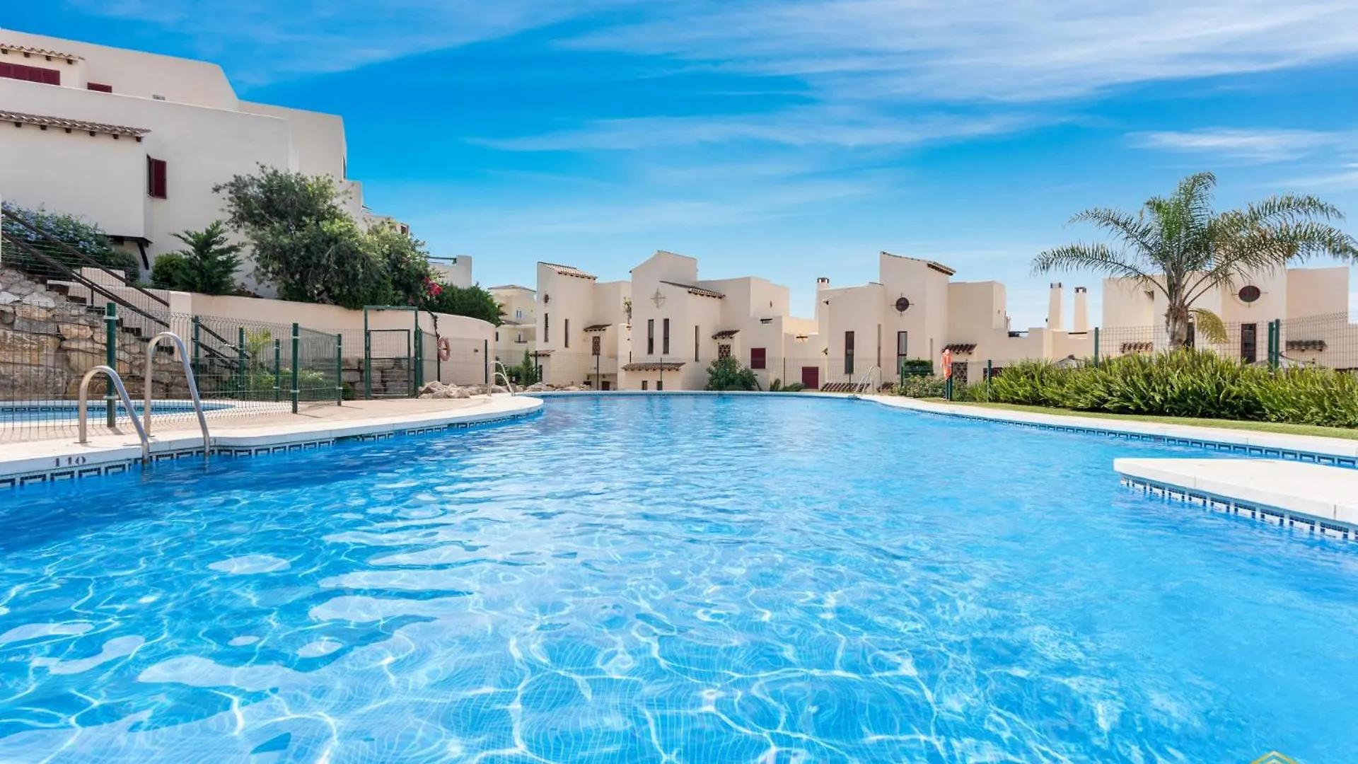 Apartment Beautiful Penthouse In Casares With Rooftop Terrace And Seaview Bahia de Casares