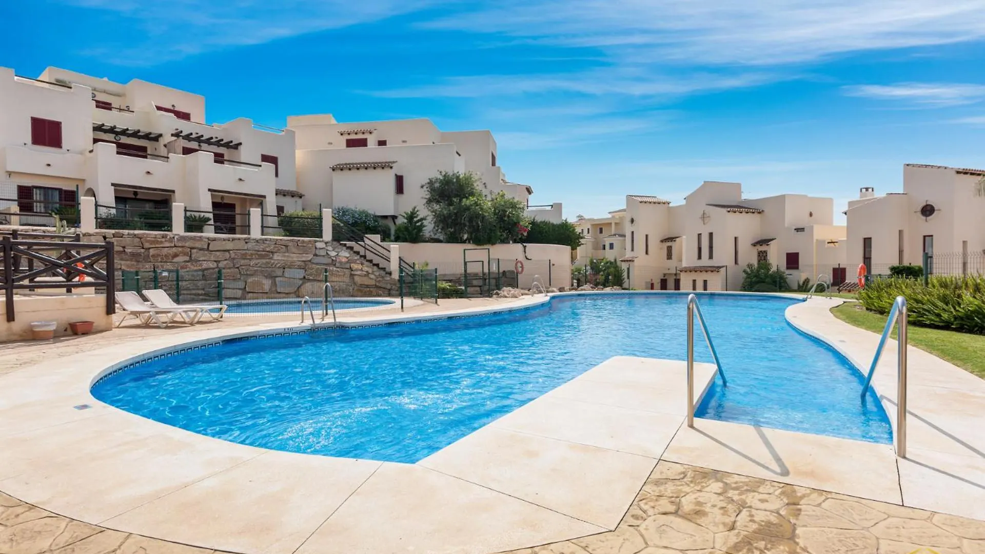 Beautiful Penthouse In Casares With Rooftop Terrace And Seaview Bahia de Casares