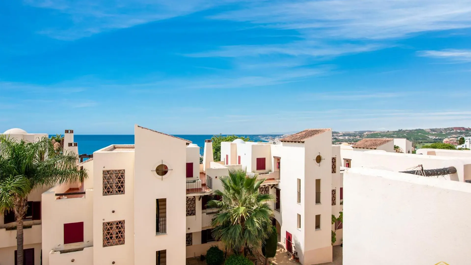 Beautiful Penthouse In Casares With Rooftop Terrace And Seaview Bahia de Casares